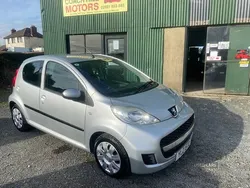 Silver Used 2009 Peugeot 107 Hatchback | £1,850 (Good price)