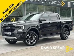 Agate black (metallic paint) Used 2023 Ford Ranger Wildtrack Pickup | £29,990 (Fair price)