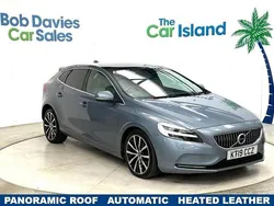 Blue Used 2019 Volvo V40 Inscription Estate | £15,200 (Fair price)