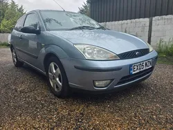 Blue Used 2005 Ford Focus Hatchback | £795 (Super price)
