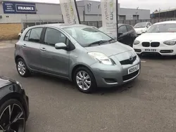 Silver Used 2009 Toyota Yaris Hatchback | £1,995 (Good price)