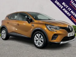 Orange Used 2022 Renault Captur Iconic SUV | £11,995 (Good price)