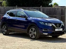 Blue Used 2018 Nissan Qashqai N-Connecta SUV | £11,290 (Fair price)