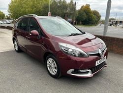 Red Used 2016 Renault Grand Scénic IV LIMITED MPV | £7,495 (Fair price)