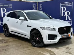 White Used 2020 Jaguar F-Pace Chequered Flag SUV | £25,299 (Fair price)