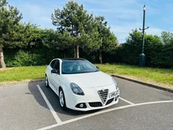 White Used 2016 Alfa Romeo Giulietta Hatchback | £6,495