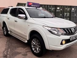 White Used 2017 Mitsubishi L200 Pickup | £8,995 (Good price)