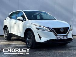 White Used 2023 Nissan Qashqai Acenta Premium SUV | £19,260 (Good price)