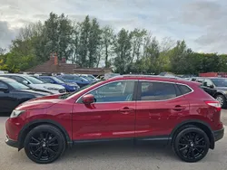 Red Used 2015 Nissan Qashqai Tekna SUV | £10,000 (Fair price)