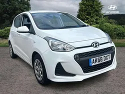 White Used 2018 Hyundai i10 SE Hatchback | £6,999 (Fair price)