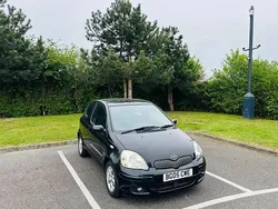 Black Used 2005 Toyota Yaris Hatchback | £2,295 (Fair price)