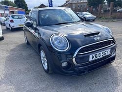 Black Used 2016 Mini Cooper SD Hatch Hatchback | £6,895 (Good price)