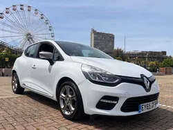 White Used 2015 Renault Clio IV Dynamique Hatchback | £4,495 (Fair price)