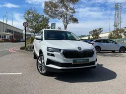 Moon white metallic Used 2023 Skoda Karoq SE L SUV | £21,990 (Fair price)