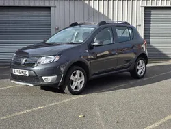 Grey Used 2016 Dacia Sandero Lauréate Hatchback | £6,000 (Fair price)