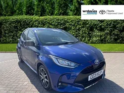 Blue Used 2021 Toyota Yaris Hybrid Hatchback | £15,995 (Fair price)