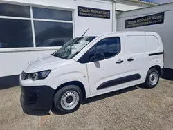 White Used 2020 Peugeot Partner S MPV | £7,995 (Good price)