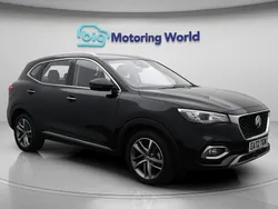 Black Used 2023 MG HS Excite SUV | £16,000 (Fair price)