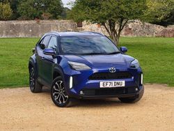 Blue Used 2022 Toyota Yaris Hybrid Design | £19,423 (Fair price)