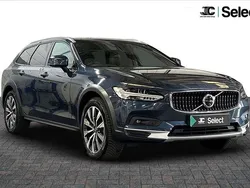 Blue Used 2021 Volvo V90 CC Estate | £29,500