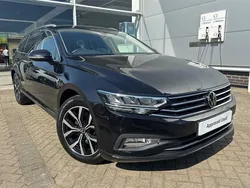 Black Used 2022 VW Passat SEL Estate | £18,789 (Fair price)