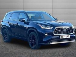 Obsidian blue Used 2024 Toyota Highlander Premium SUV | £45,950 (Fair price)
