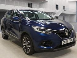 Blue Used 2019 Renault Kadjar Iconic SUV | £11,790 (Fair price)