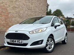 White Used 2014 Ford Fiesta Zetec Hatchback | £2,699 (Good price)