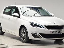 White Used 2015 Peugeot 308 Allure Hatchback | £6,380 (Fair price)