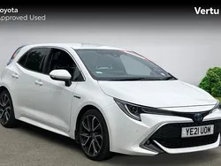 White Used 2021 Toyota Corolla Hatchback | £18,221 (Fair price)