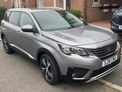 Grey Used 2018 Peugeot 5008 Allure MPV | £14,999 (Good price)