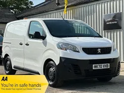 White Used 2020 Peugeot Expert S Van | £8,990 (Fair price)