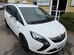 White Used 2014 Vauxhall Zafira Tourer SRi MPV | £7,995 (Fair price)
