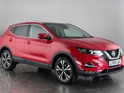 Red Used 2019 Nissan Qashqai N-Connecta SUV | £12,250 (Super price)