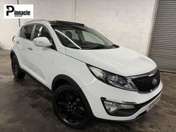 White Used 2016 Kia Sportage SUV | £6,995 (Good price)