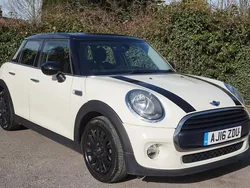White Used 2018 Mini Cooper Hatch Hatchback | £8,790