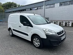 White Used 2017 Peugeot Partner MPV | £4,495 (Good price)