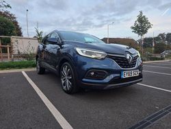 Blue Used 2019 Renault Kadjar Iconic SUV | £9,995 (Fair price)