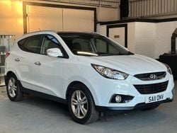 White Used 2011 Hyundai ix35 Premium SUV | £2,795 (Good price)