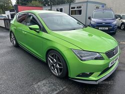 Green Used 2016 Seat Leon SE Hatchback | £5,995 (Fair price)
