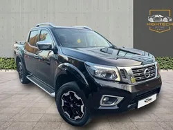 Black Used 2020 Nissan Navara Tekna Pickup | £16,950 (Fair price)