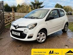 White Used 2013 Renault Twingo Dynamique Hatchback | £2,995 (A bit pricey)