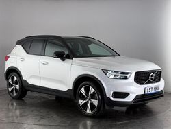 White Used 2021 Volvo XC40 R-Design SUV | £21,450 (Good price)