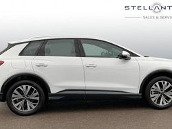 White Used 2024 Audi Q4 e-tron Sport SUV | £29,353