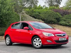 Red Used 2010 Vauxhall Astra Hatchback | £1,895 (Good price)