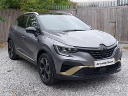 Grey Used 2022 Renault Captur Engineered SUV | £17,998 (Fair price)
