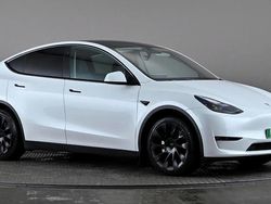 White Used 2022 Tesla Model Y Long Range AWD SUV | £27,198 (Fair price)