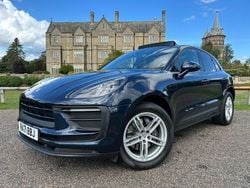 Night blue metallic Used 2021 Porsche Macan SUV | £46,450 (Fair price)