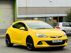 Yellow Used 2016 Vauxhall Astra GTC Edition Hatchback | £4,989 (Fair price)