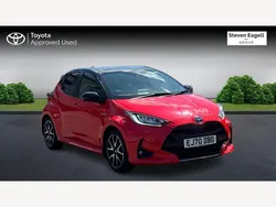 Orange Used 2020 Toyota Yaris Hybrid Edition Hatchback | £15,093 (Fair price)